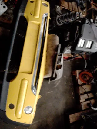 Paragolpes Mini Cooper Amarillo