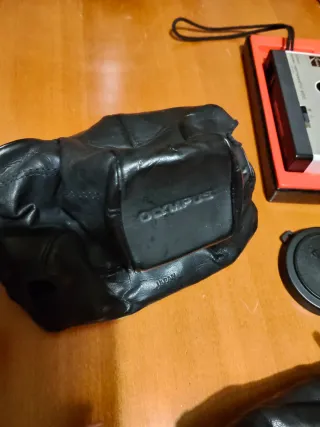 Cámara y accesorios olympus, Kodak y tokura