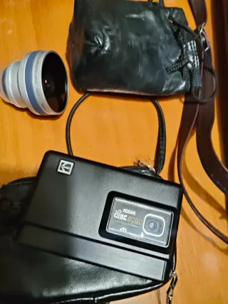 Cámara y accesorios olympus, Kodak y tokura