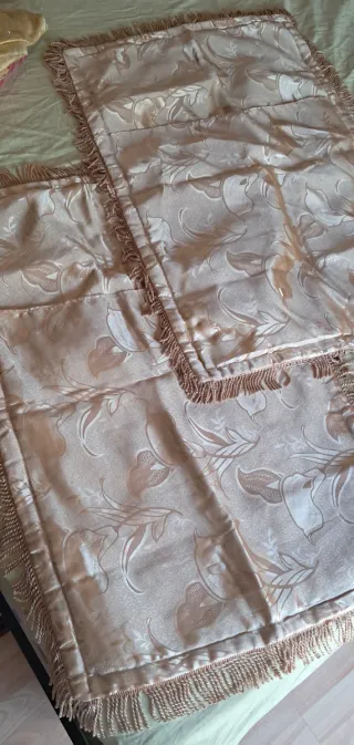 Trapunta matrimoniale con federe oro