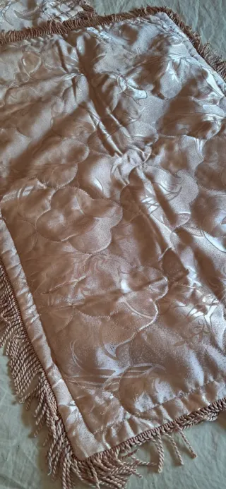 Trapunta matrimoniale con federe oro