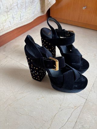 Zapatos Maje Terciopelo Negro y Dorado