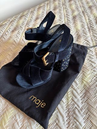 Zapatos Maje Terciopelo Negro y Dorado