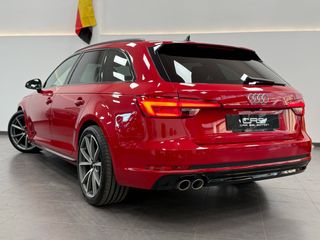 Audi A4 2.0 TDI quattro S tronic S line edition