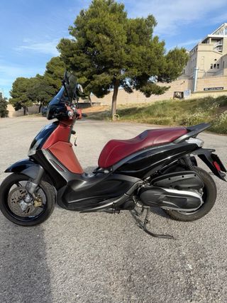 Piaggio Beverly 350cc Touring Sport