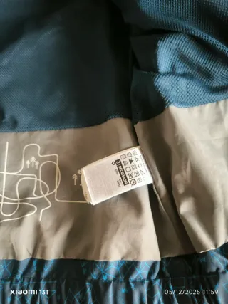 Chaqueta impermeable Decathlon niño azul 3-4 años