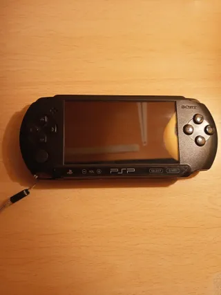PSP Street E1004 Negra
