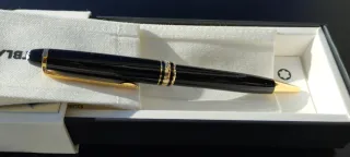 Bolígrafo Montblanc Negro y Dorado