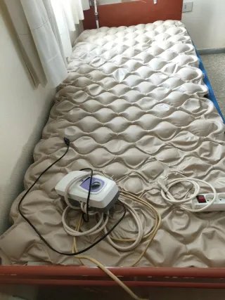 Grúa, cama y silla reclinable