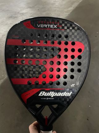 Pala Bullpadel Vertex 04