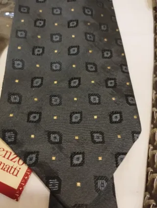 Corbata Seda Enzo Matti Gris y Dorado