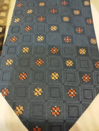 Corbata Seda Enzo Matti Gris y Dorado