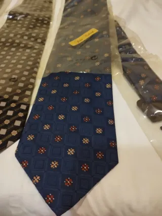 Corbata Seda Enzo Matti Gris y Dorado