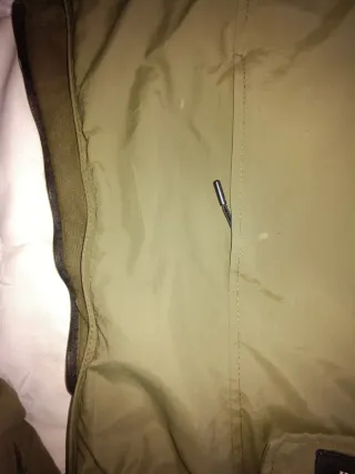 Anorak Pull&Bear verde talla M