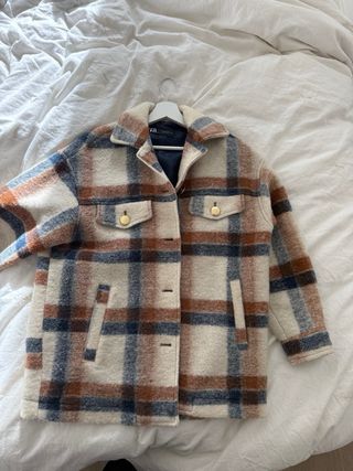 chaqueta Zara cuadros beige multicolor- como nueva