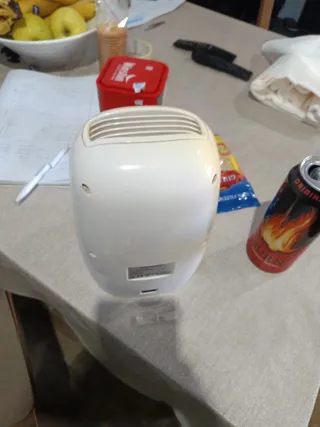 Mini Deshumidificador ProBreeze PB-02-EU