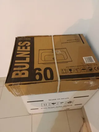 Mueble de lavabo madera y blanco