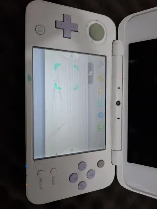 Nintendo new 2DS XL Morado y Blanco