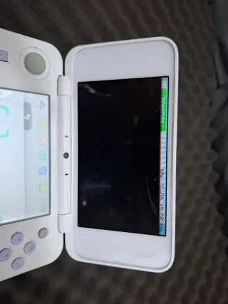 Nintendo new 2DS XL Morado y Blanco