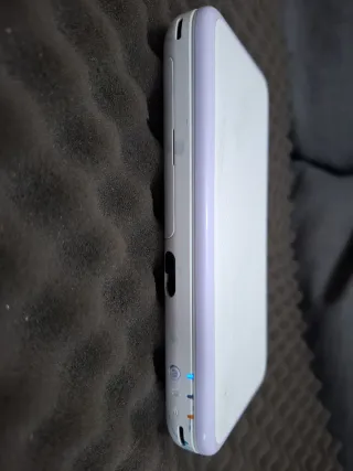 Nintendo new 2DS XL Morado y Blanco