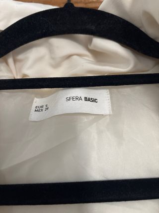 Nuevo. Chaleco largo acolchado blanco