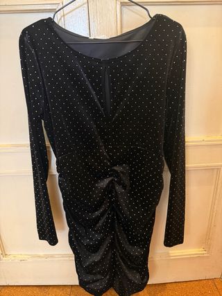 Vestido terciopelo negro Springfield