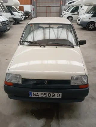 Renault 5
