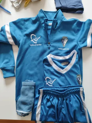 Equipación E.F. Bahía Sur Talla 8