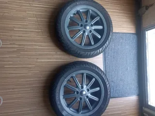 Ruedas Michelin 120/70-12 Piaggio MP3