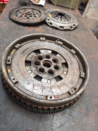 Kit Embrague y Volante Motor Mitsubishi