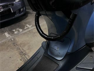 Vespa ET2 ciclomotor azul