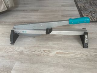 Cizalla para suelo laminado Wolfcraft LC-250