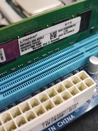 Placa Base Gigabyte Socket 1155 GA-H61M-DS