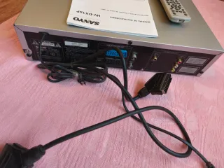 Reproductor DVD y VHS Sanyo