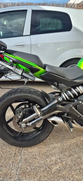 Moto Kawasaki ER 6F 2013 Verde