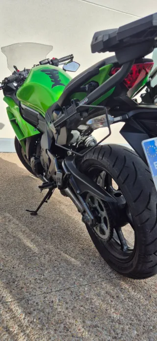 Moto Kawasaki ER 6F 2013 Verde