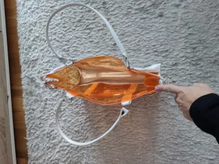 Bolso transparente naranja y blanco
