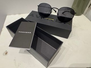 Gafas de sol Hawkers negras nuevas