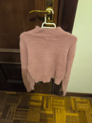 Jersey rosa peluche cuello alto