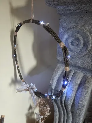 Ghirlanda decorativa con luci rustica artigianale