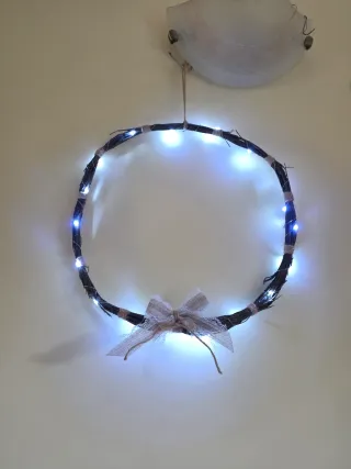 Ghirlanda decorativa con luci rustica artigianale