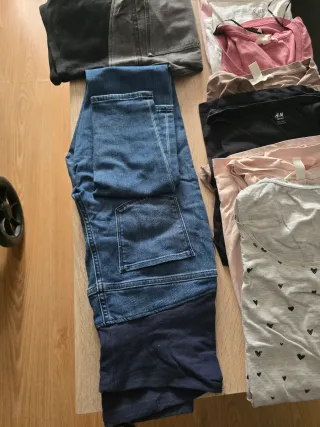 Ropa premamá, embarazada: Jeans y camisetas