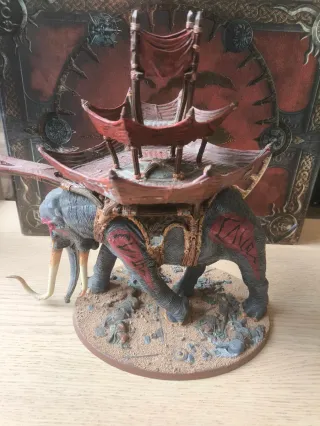 Warhammer Mumak - Figura de Colección