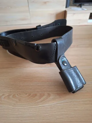 Cinturón y guantes de seguridad