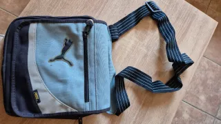 Bolso Puma Negro y Azul