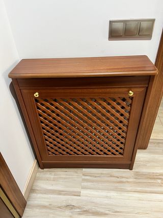 Cubre radiador de madera  72x 21x 81