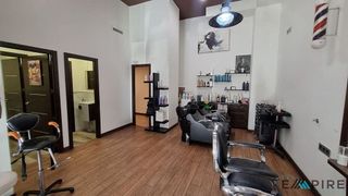 Local comercial en venta en Reyes en Parla