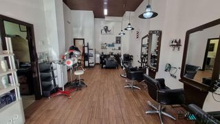 Local comercial en venta en Reyes en Parla