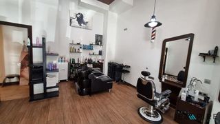 Local comercial en venta en Reyes en Parla