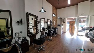 Local comercial en venta en Reyes en Parla